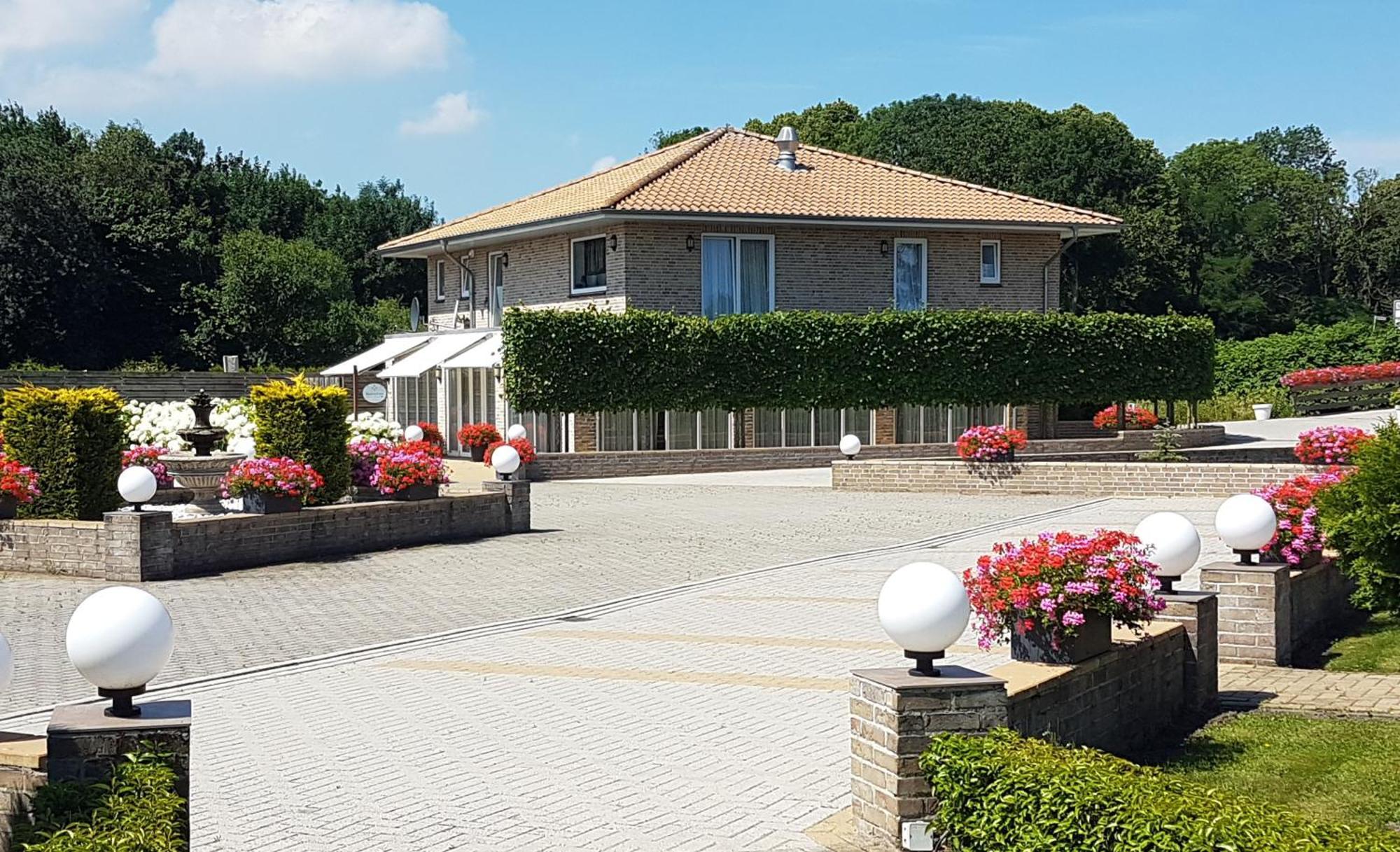 Hotel Garni Am Lindenhof Bunde Bunde  Екстер'єр фото
