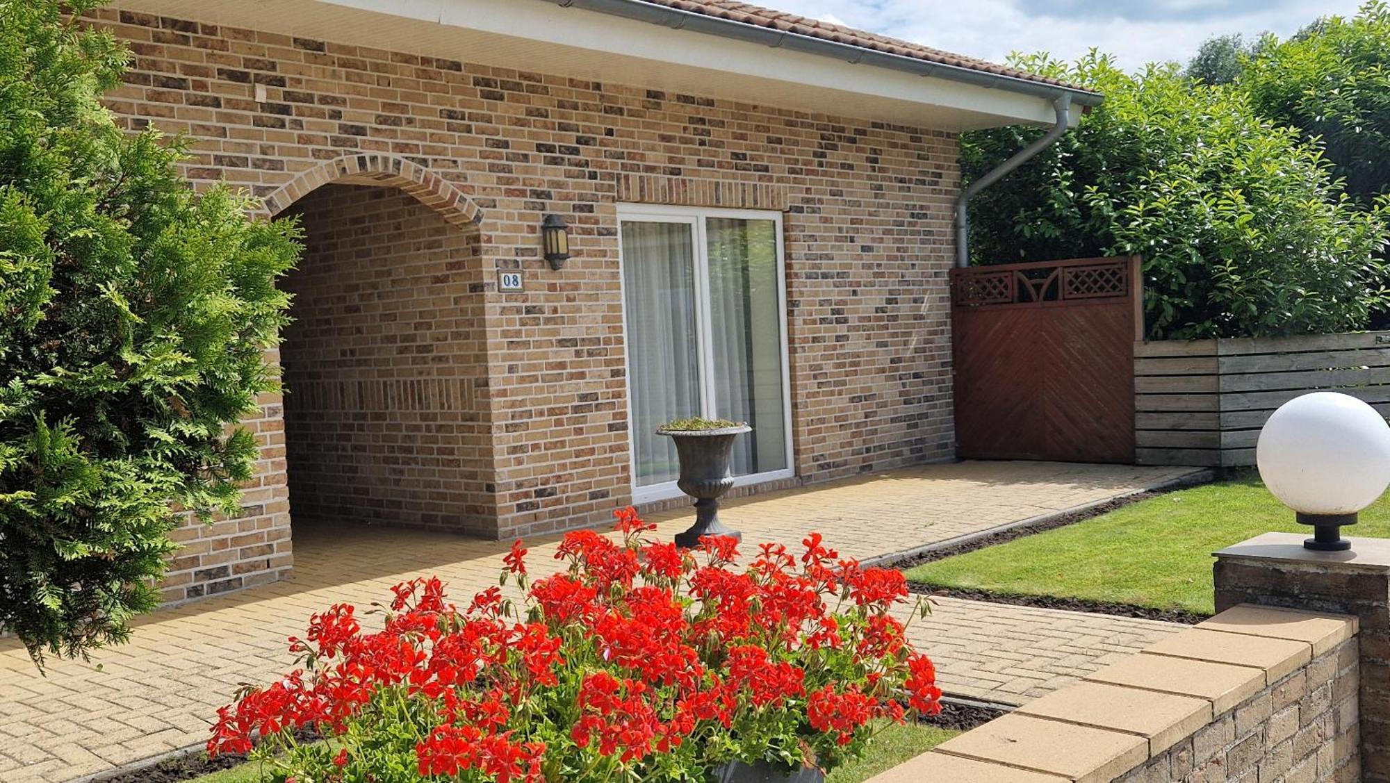 Hotel Garni Am Lindenhof Bunde Bunde  Екстер'єр фото